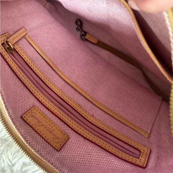 Dooney & Bourke Official Giants Purse - Picture 9 of 10